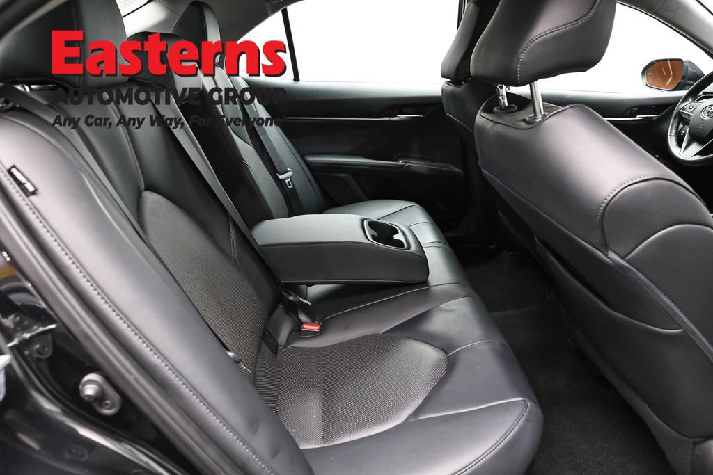 Used 2022 Toyota Camry XLE FWD image 23