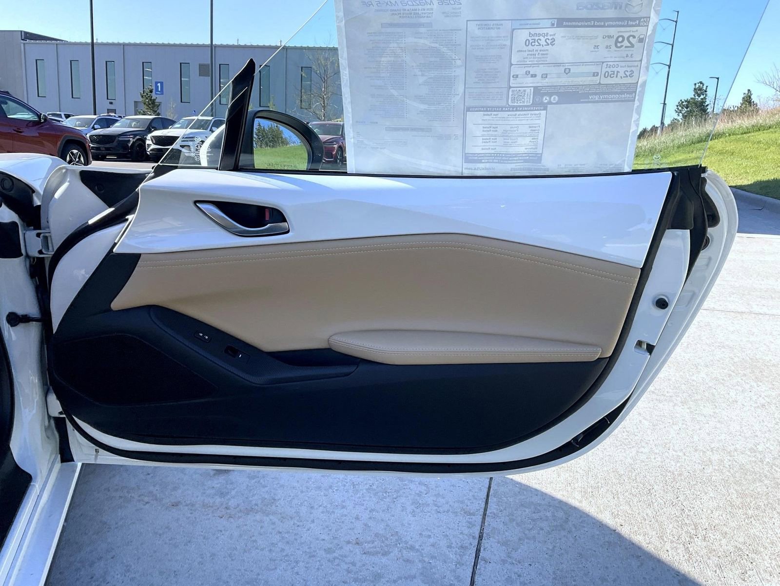 New 2026 MAZDA MX-5 Miata RF Grand Touring RWD image 17