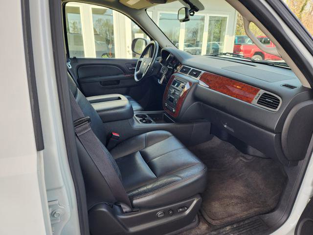 Used 2012 Chevrolet Tahoe LT w/ Luxury Package image 21