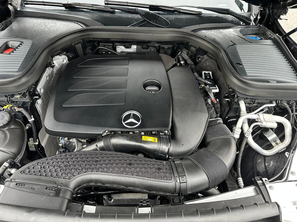 Certified 2022 Mercedes-Benz GLC 300 GLC 300 w/ Premium Package Lite image 16