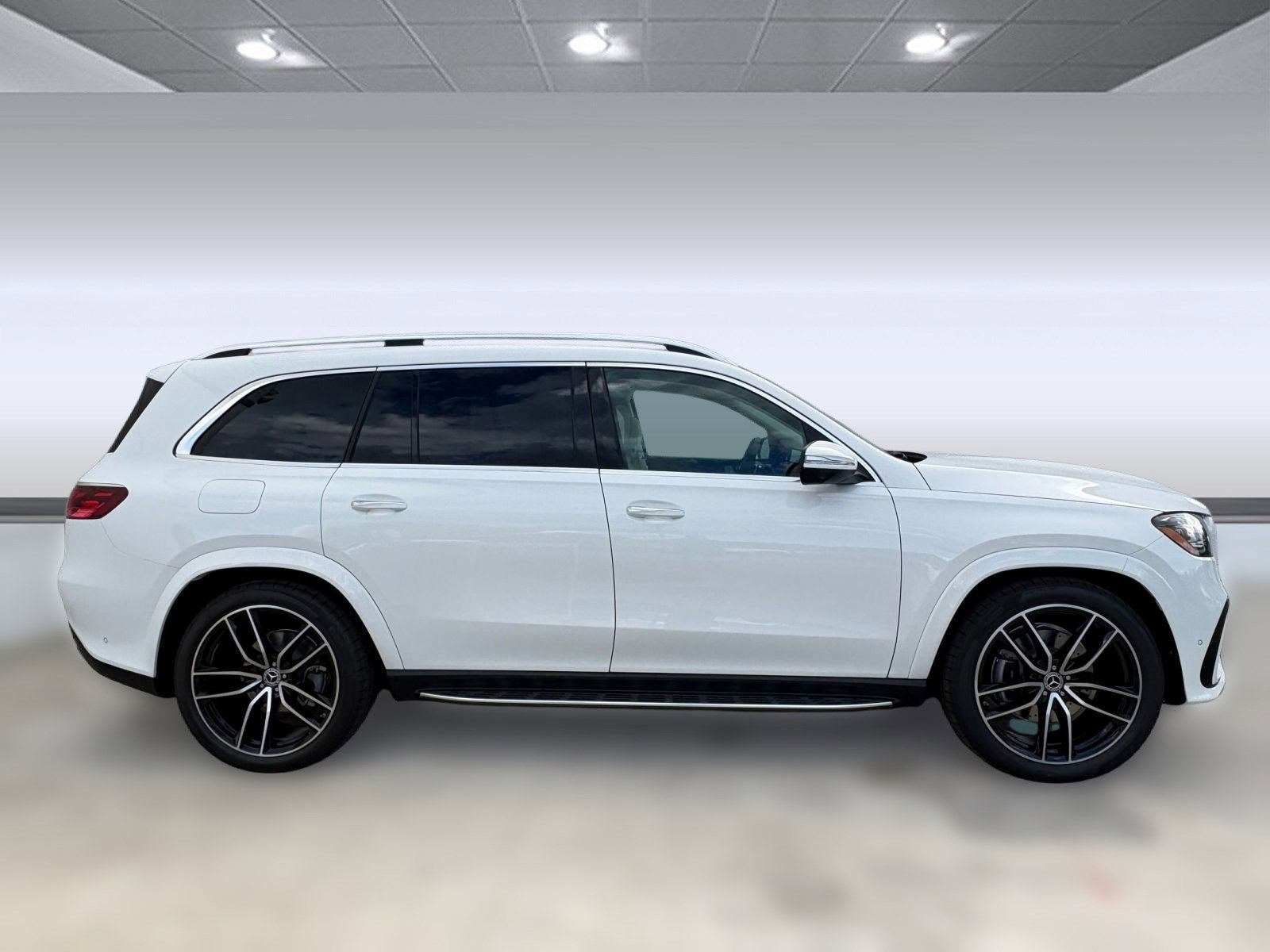 New 2026 Mercedes-Benz GLS 580 4MATIC image 7