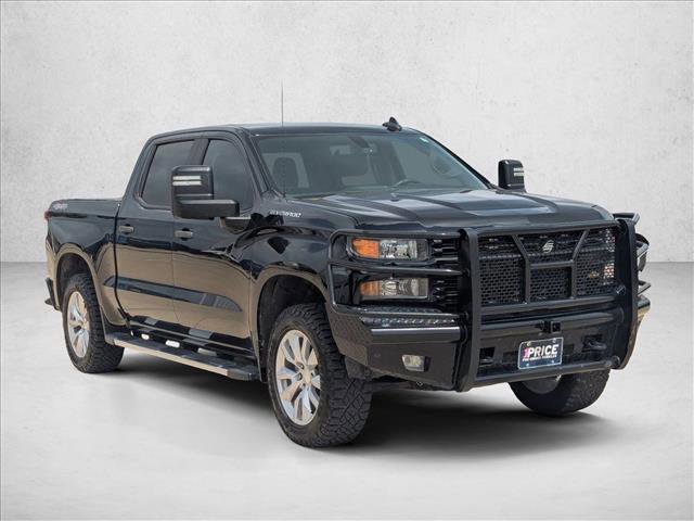 Used 2019 Chevrolet Silverado 1500 Custom w/ Custom Max Trailering Package AWD/4WD image 3
