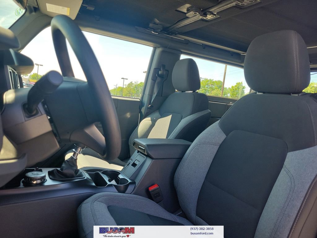 Used 2025 Ford Bronco 2-Door AWD/4WD image 8