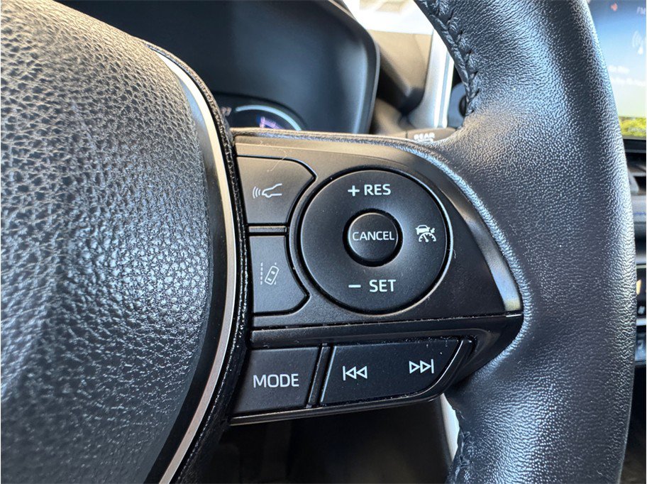 Used 2021 Toyota RAV4 XSE w/ Carpet Mat Package (TMS) AWD/4WD image 15