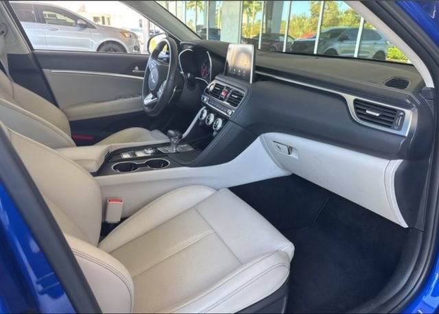 Used 2020 Genesis G70 2.0T image 8