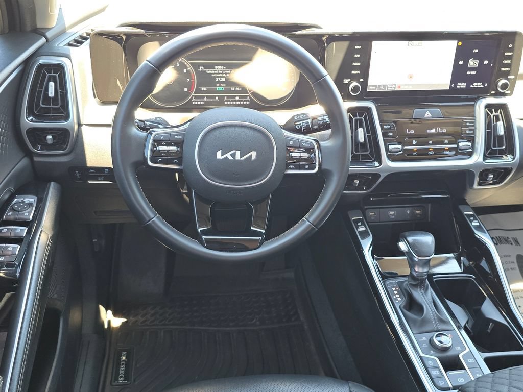 Used 2022 Kia Sorento SX AWD/4WD image 11