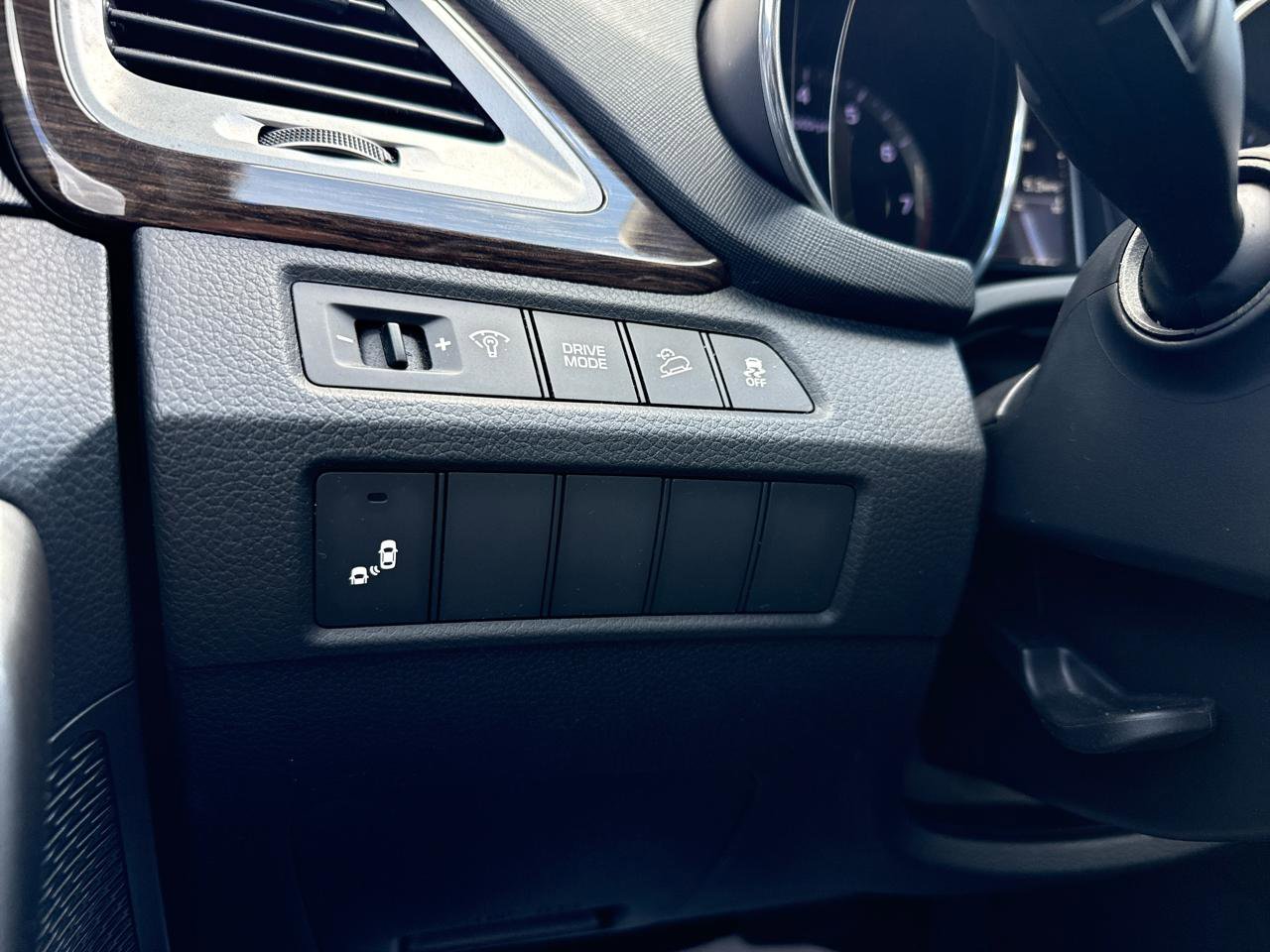 Used 2017 Hyundai Santa Fe Sport 2.0T image 41