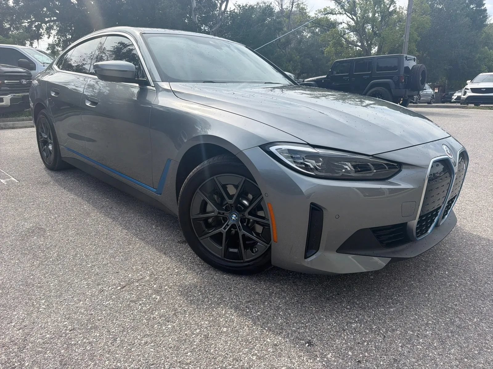 Used 2023 BMW i4 eDrive35 w/ Parking Assistance Package RWD image 6
