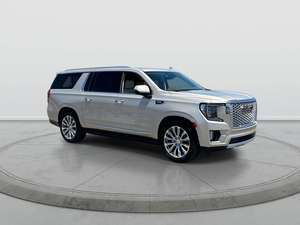Used 2023 GMC Yukon XL Denali w/ Max Trailering Package RWD image 2