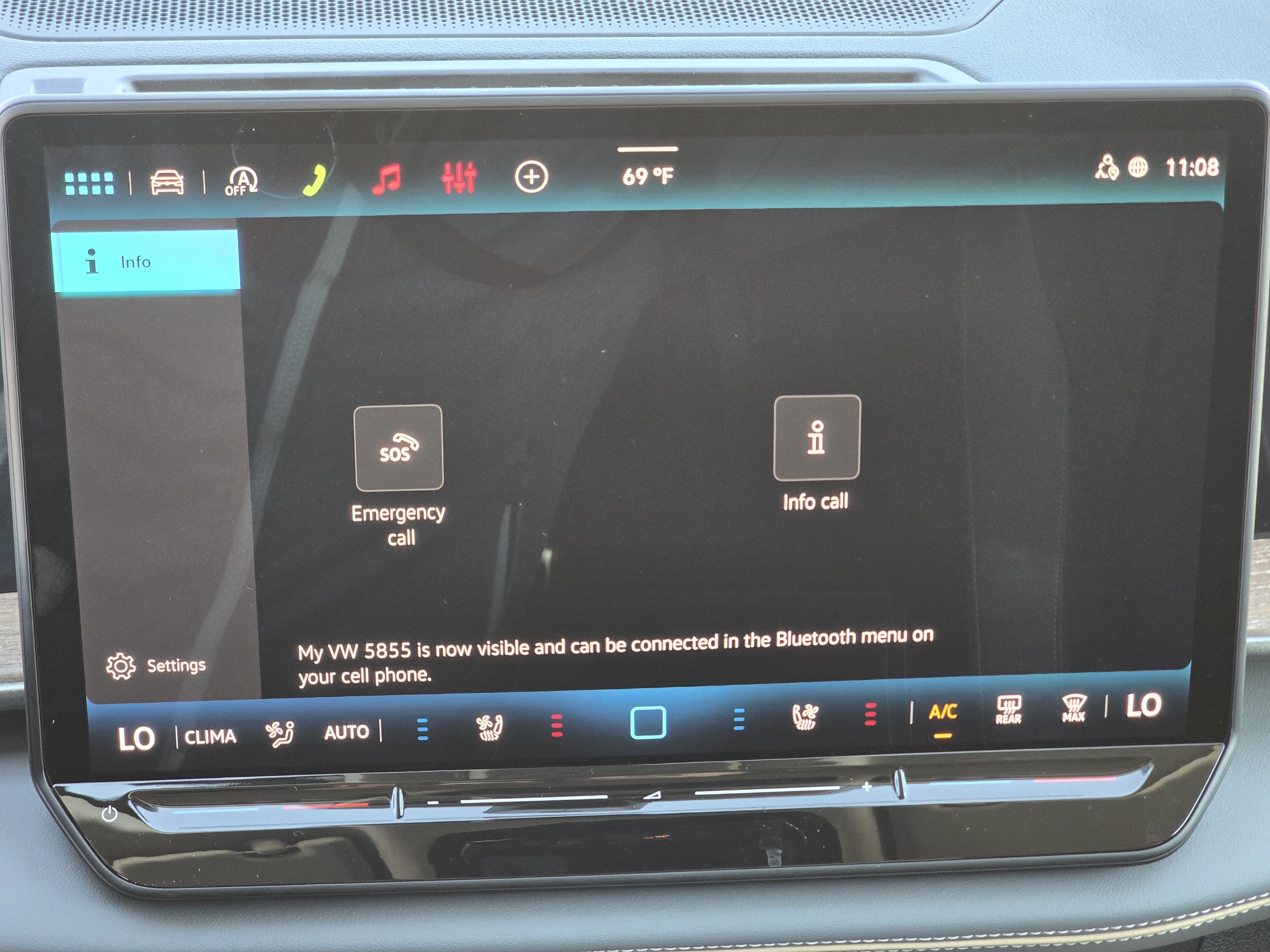 New 2027 Volkswagen Atlas SE AWD/4WD image 12