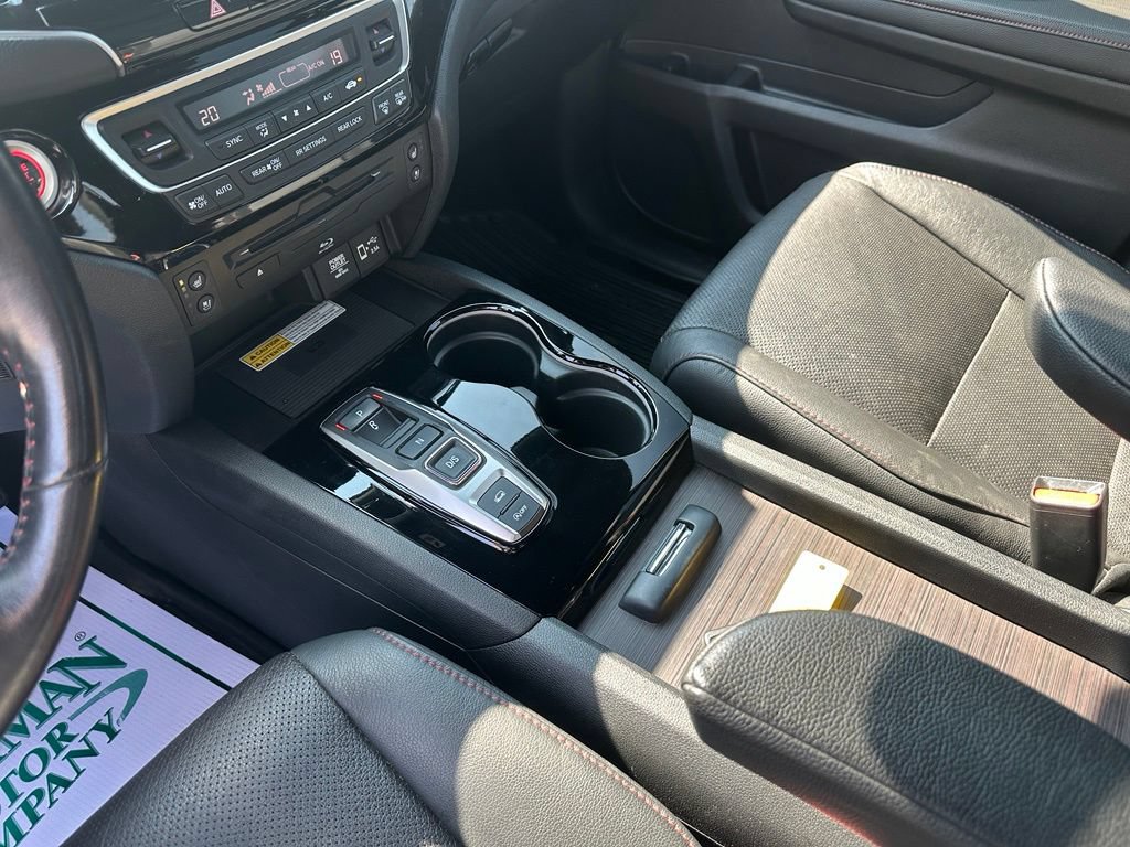 Used 2022 Honda Pilot Black Edition image 19