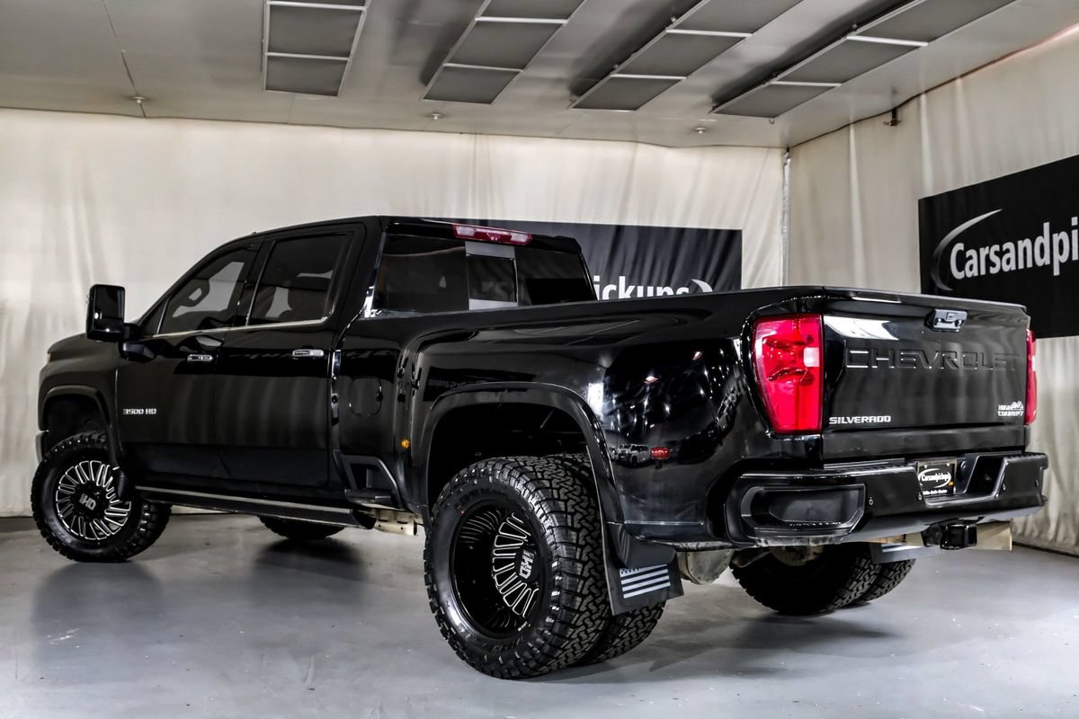 Used 2023 Chevrolet Silverado 3500 High Country w/ Technology Package AWD/4WD image 11