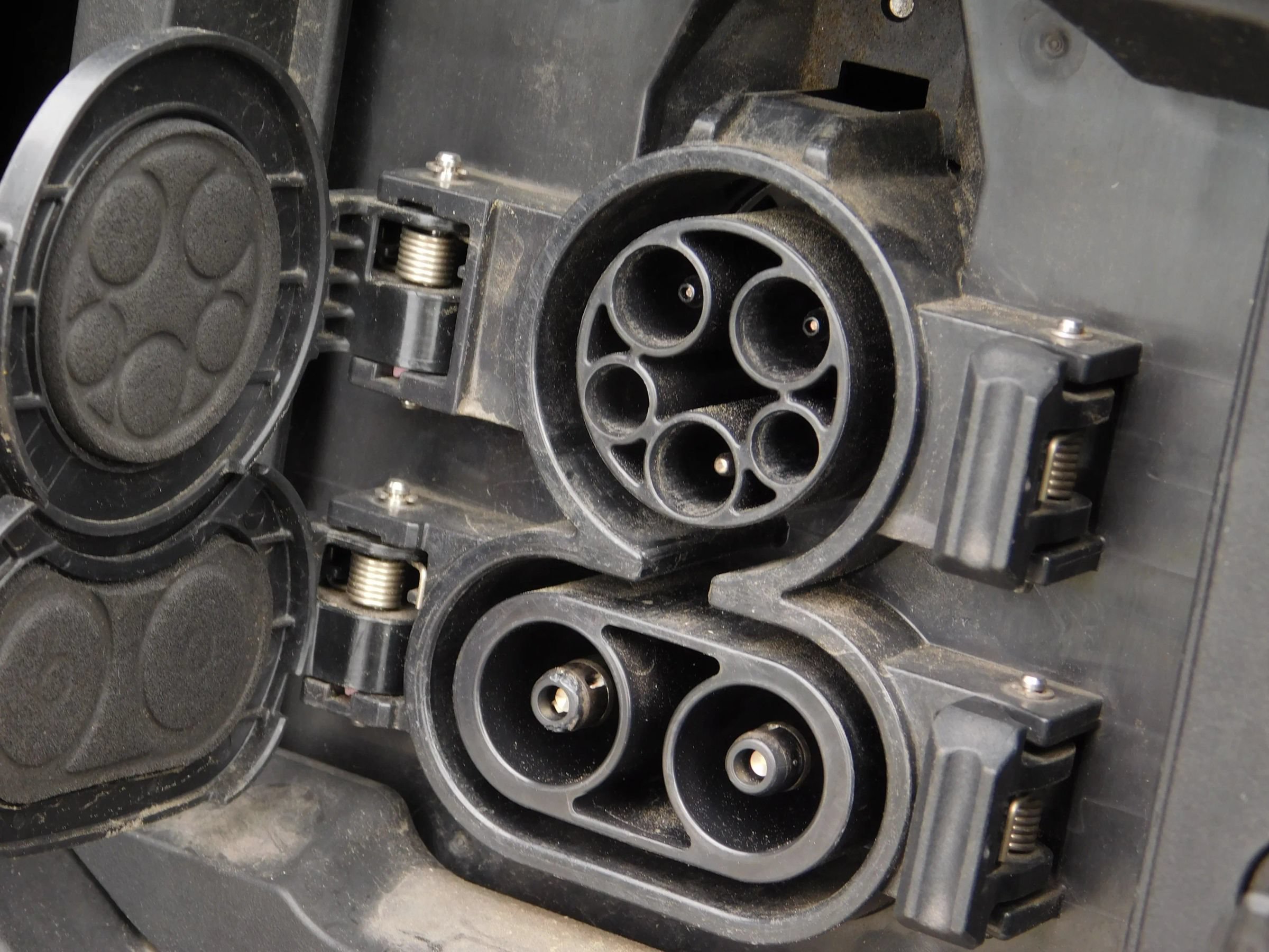 Used 2023 Subaru Solterra AWD image 17