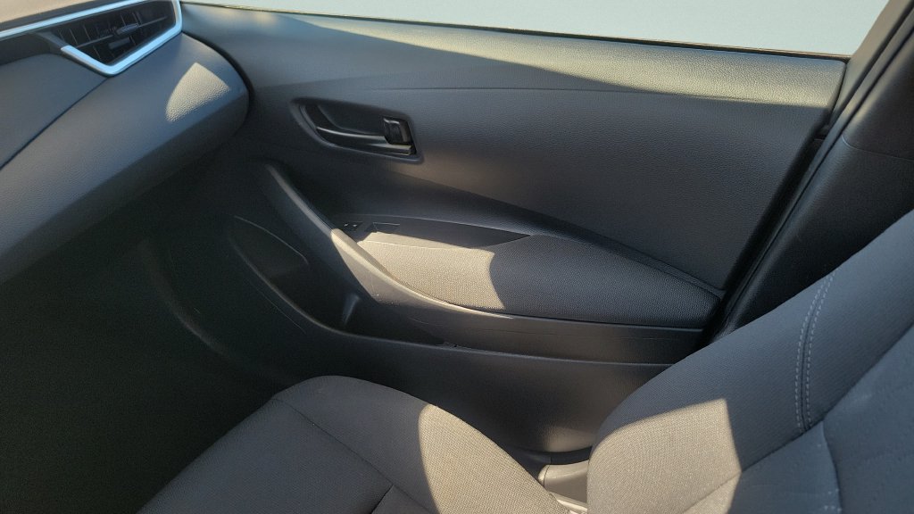 Used 2023 Toyota Corolla LE FWD image 13