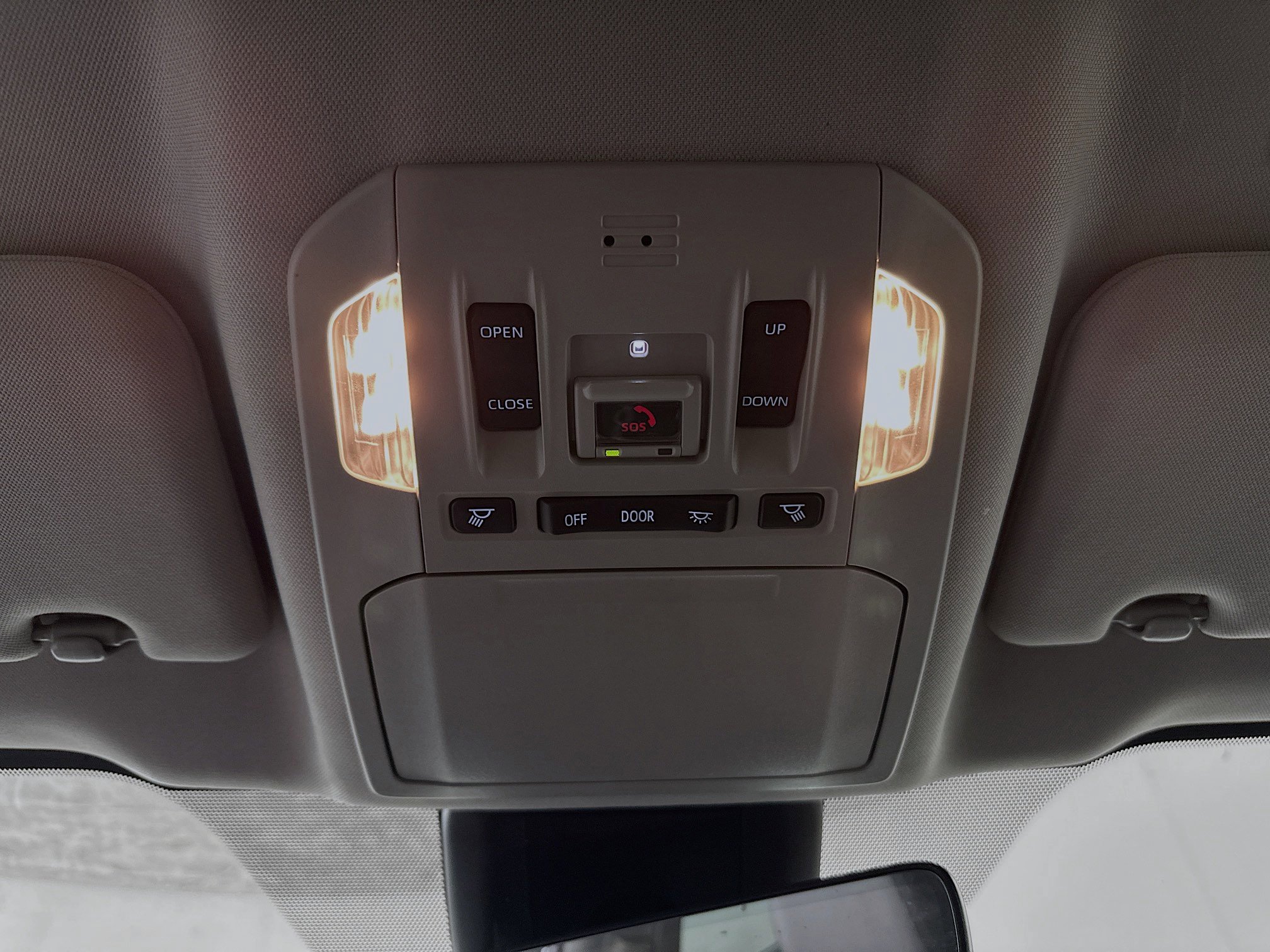 Used 2023 Toyota Highlander XLE FWD image 18