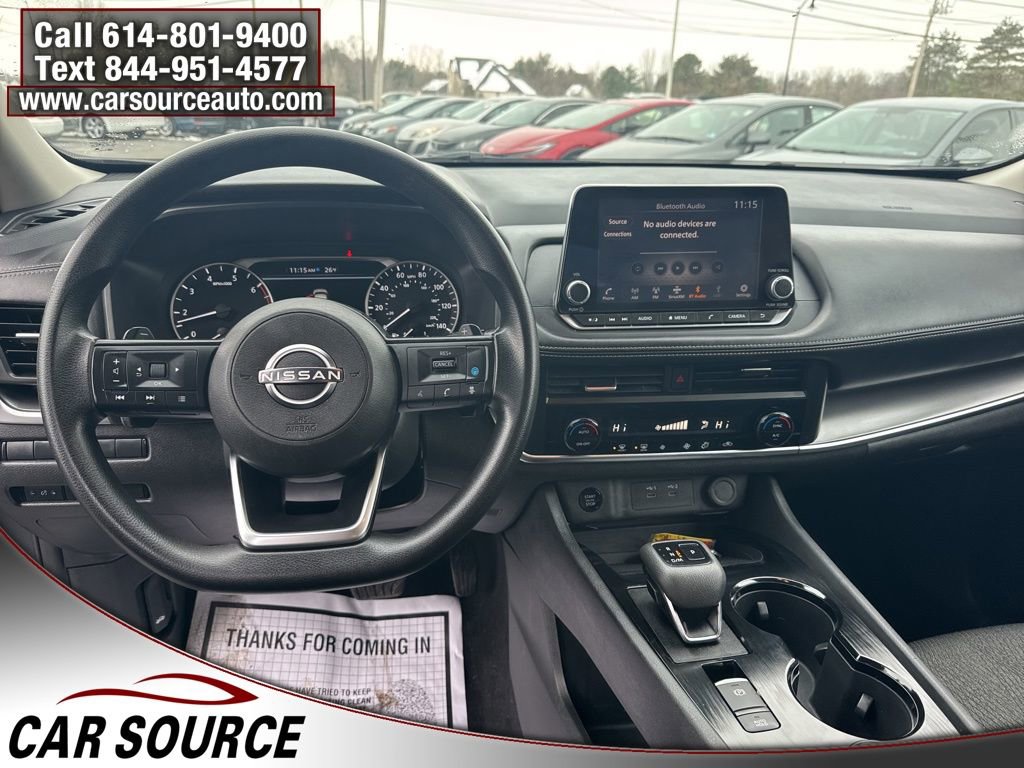Used 2024 Nissan Rogue SV image 9