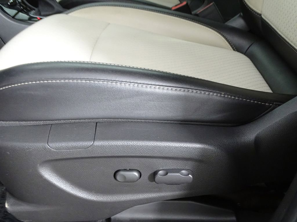 Used 2019 Buick Encore Preferred w/ Safety Package image 18