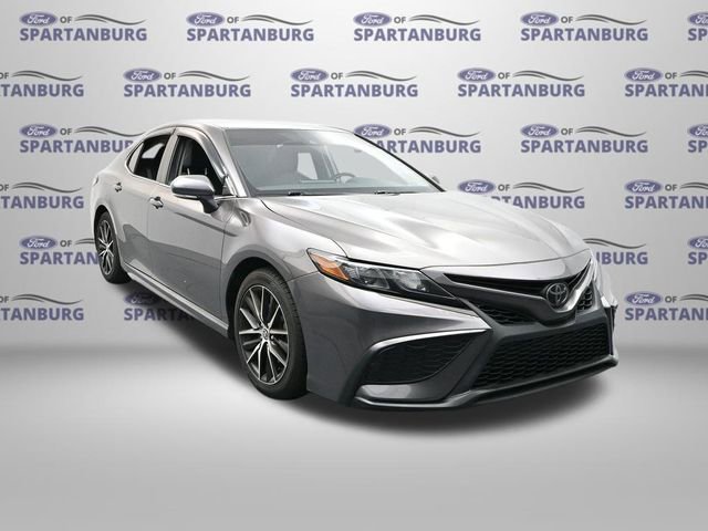 Used 2022 Toyota Camry SE