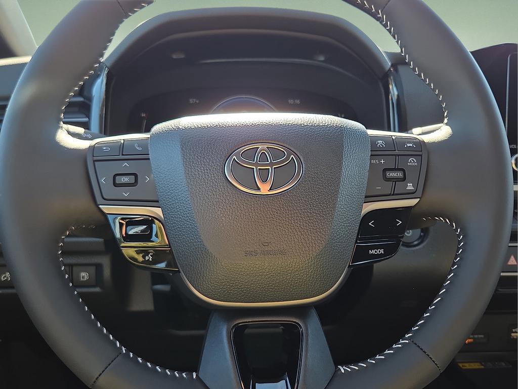 Certified 2026 Toyota Camry SE w/ Convenience Package FWD image 25