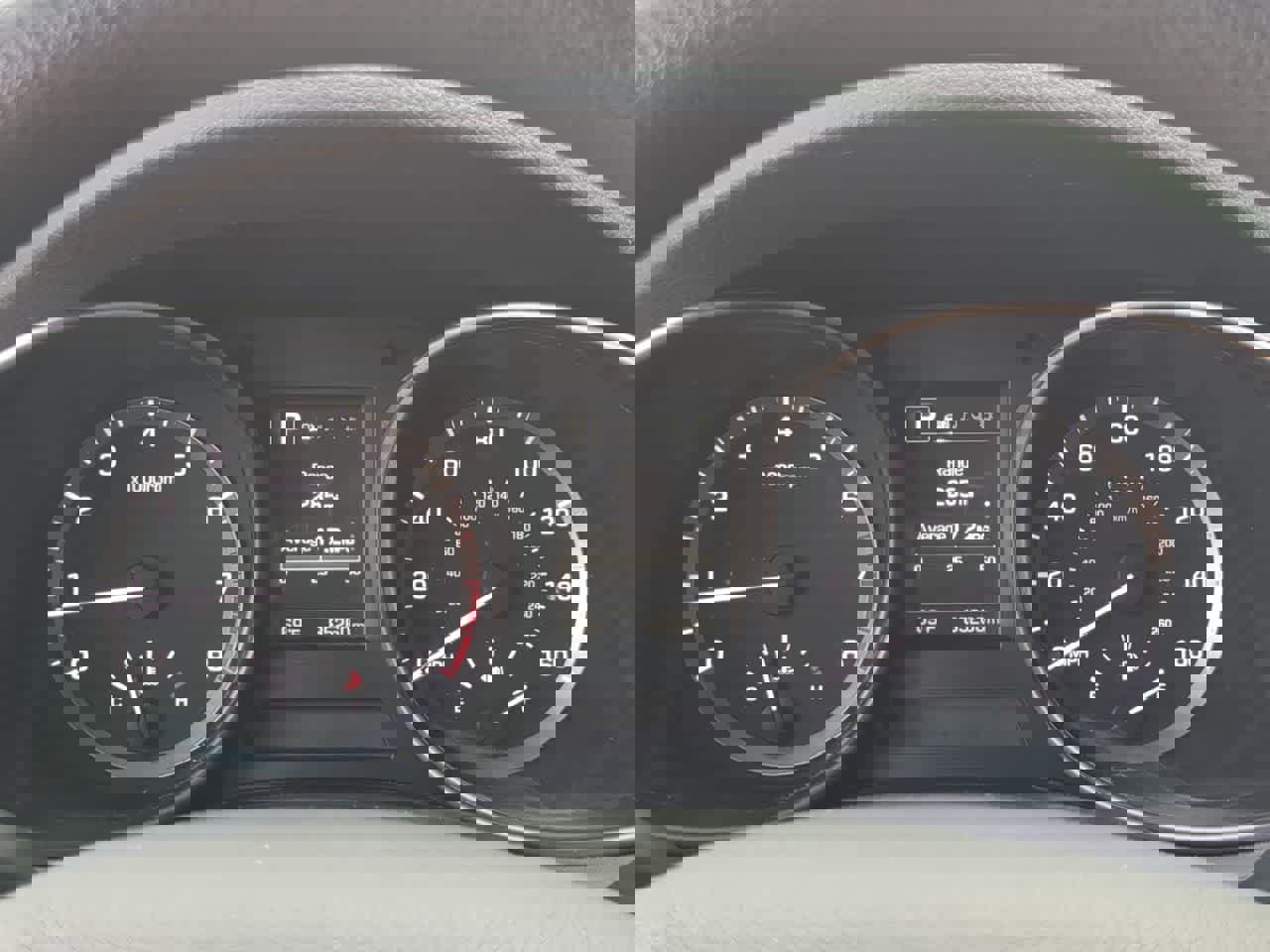 Used 2017 Hyundai Santa Fe Sport image 32