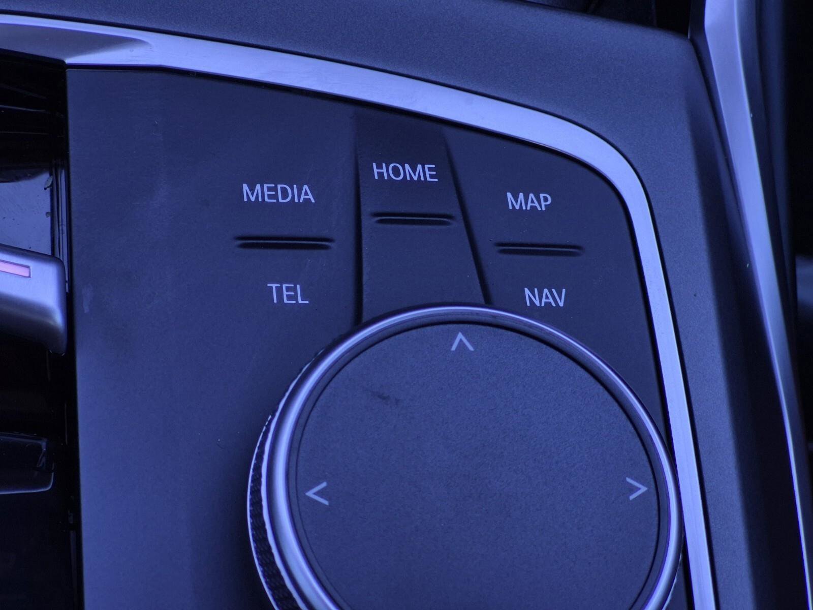 Certified 2025 BMW 230i 230i w/ Convenience Package image 21