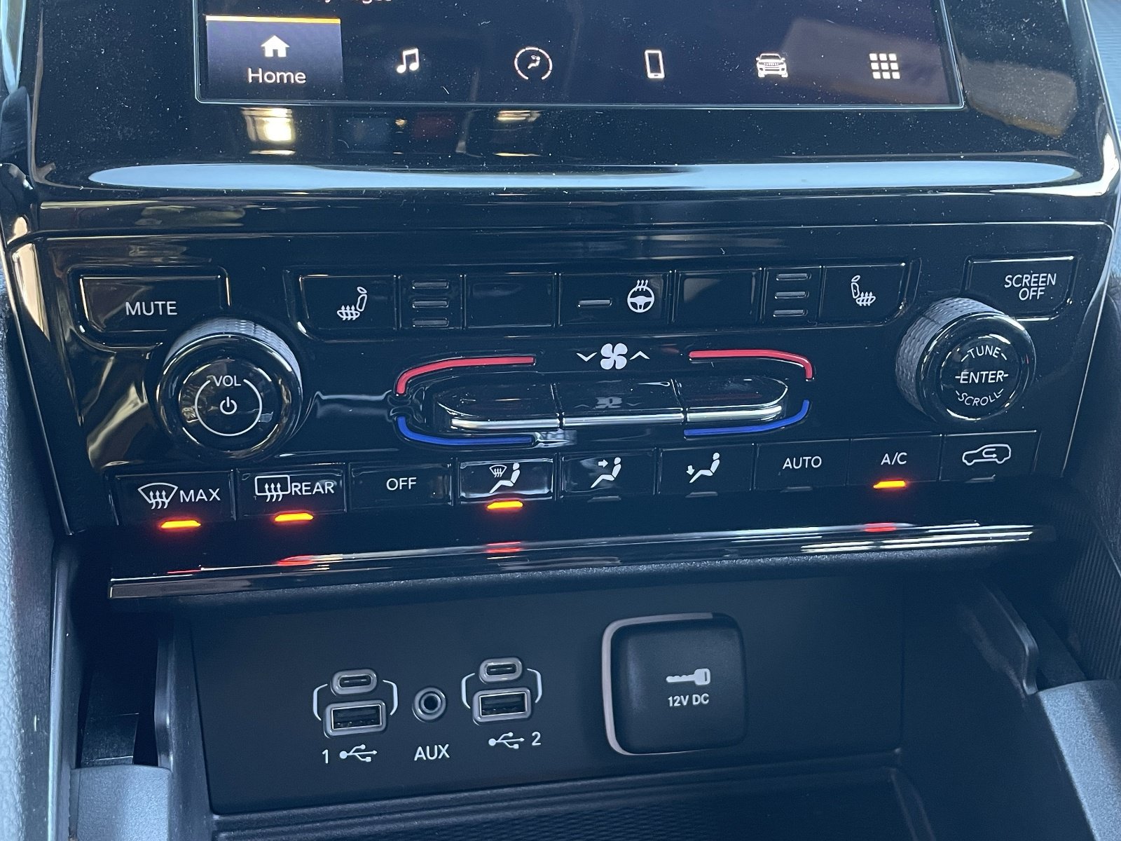 New 2025 Jeep Grand Cherokee L Altitude AWD/4WD image 18