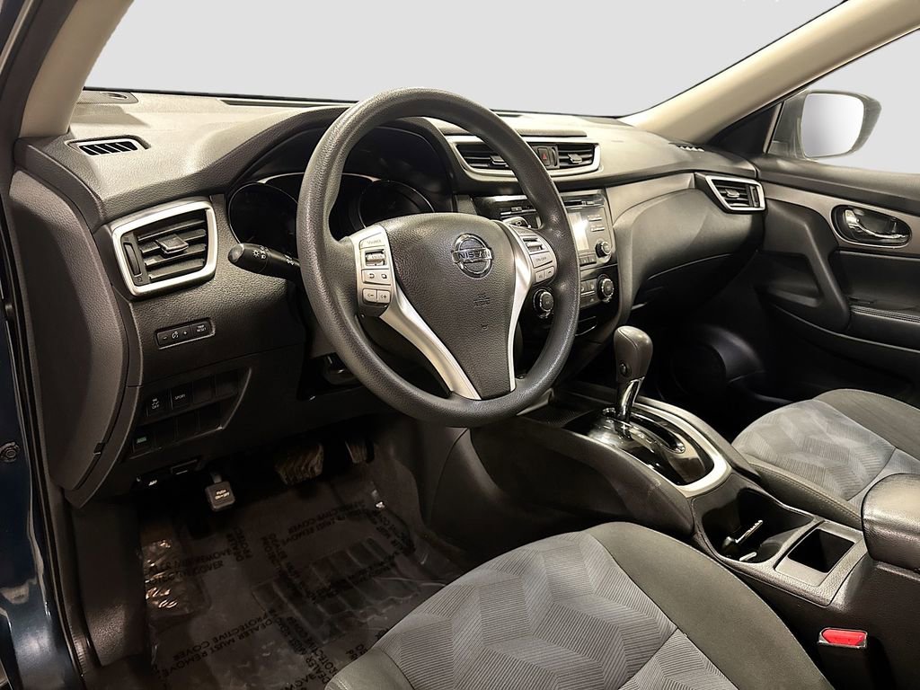 Used 2016 Nissan Rogue S image 9