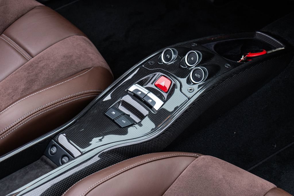 Used 2013 Ferrari 458 Spider RWD image 50