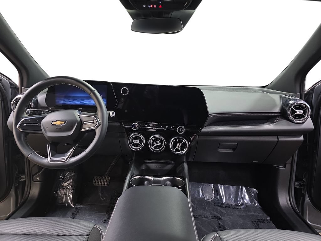 Used 2024 Chevrolet Blazer EV LT AWD/4WD image 9