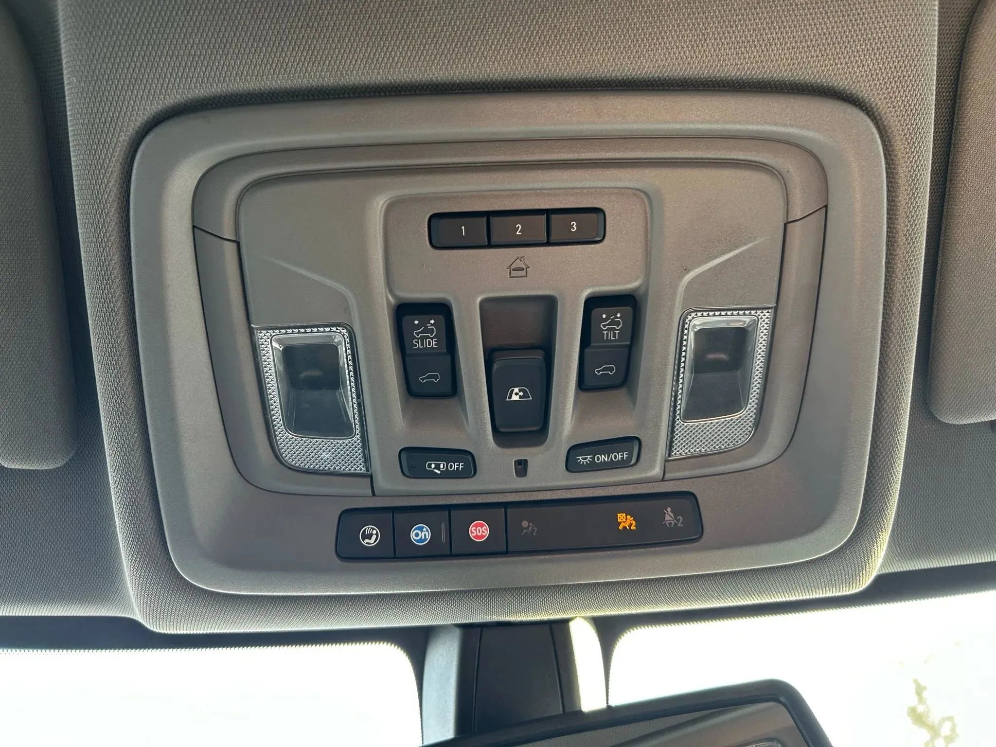 Used 2020 GMC Sierra 1500 Elevation w/ Elevation Value Package image 33