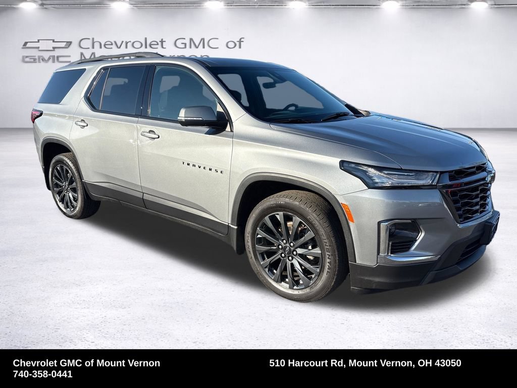 Used 2024 Chevrolet Traverse RS w/ LPO, Floor Liner Package AWD/4WD image 17