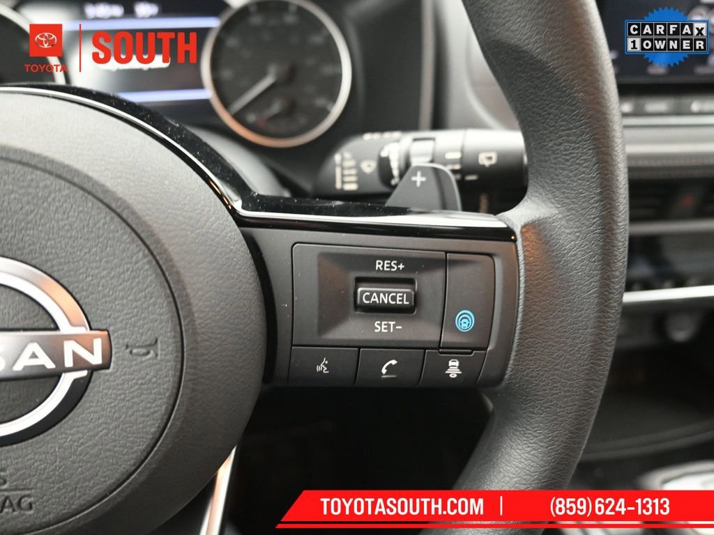 Used 2023 Nissan Rogue SV image 18