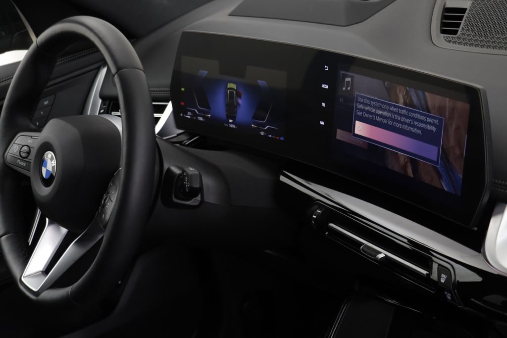 Certified 2025 BMW X1 xDrive28i AWD/4WD image 19