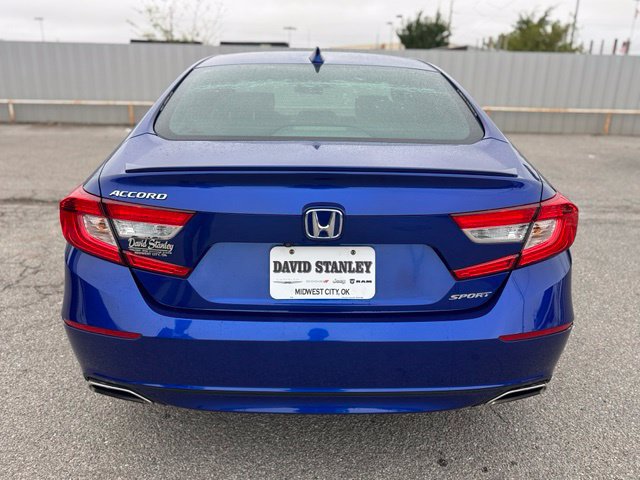 Used 2018 Honda Accord Sport image 5