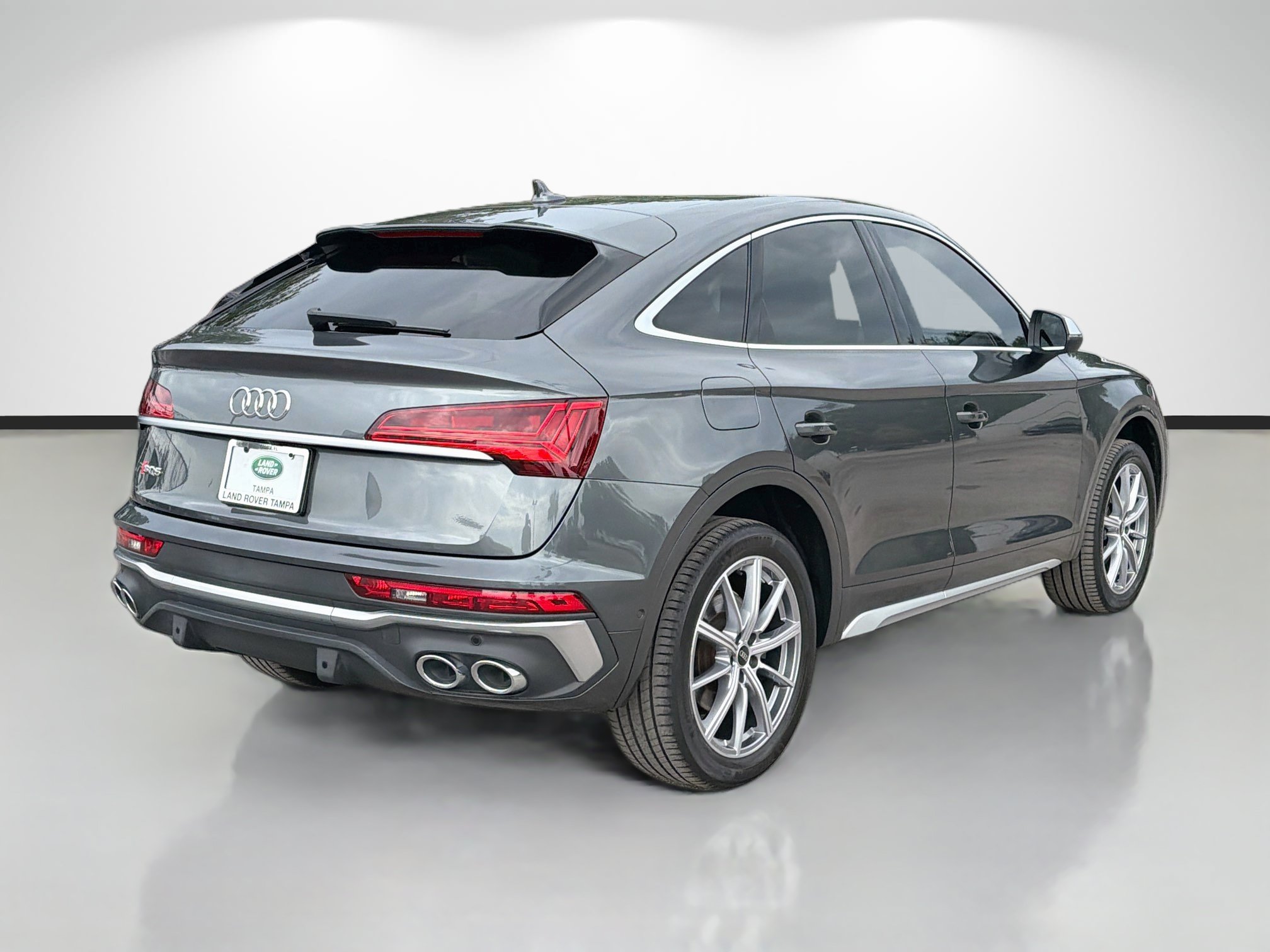 Used 2023 Audi SQ5 Prestige w/ Prestige Package AWD/4WD image 5