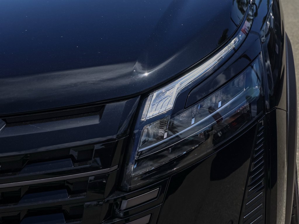 New 2026 Nissan Pathfinder SV FWD image 10