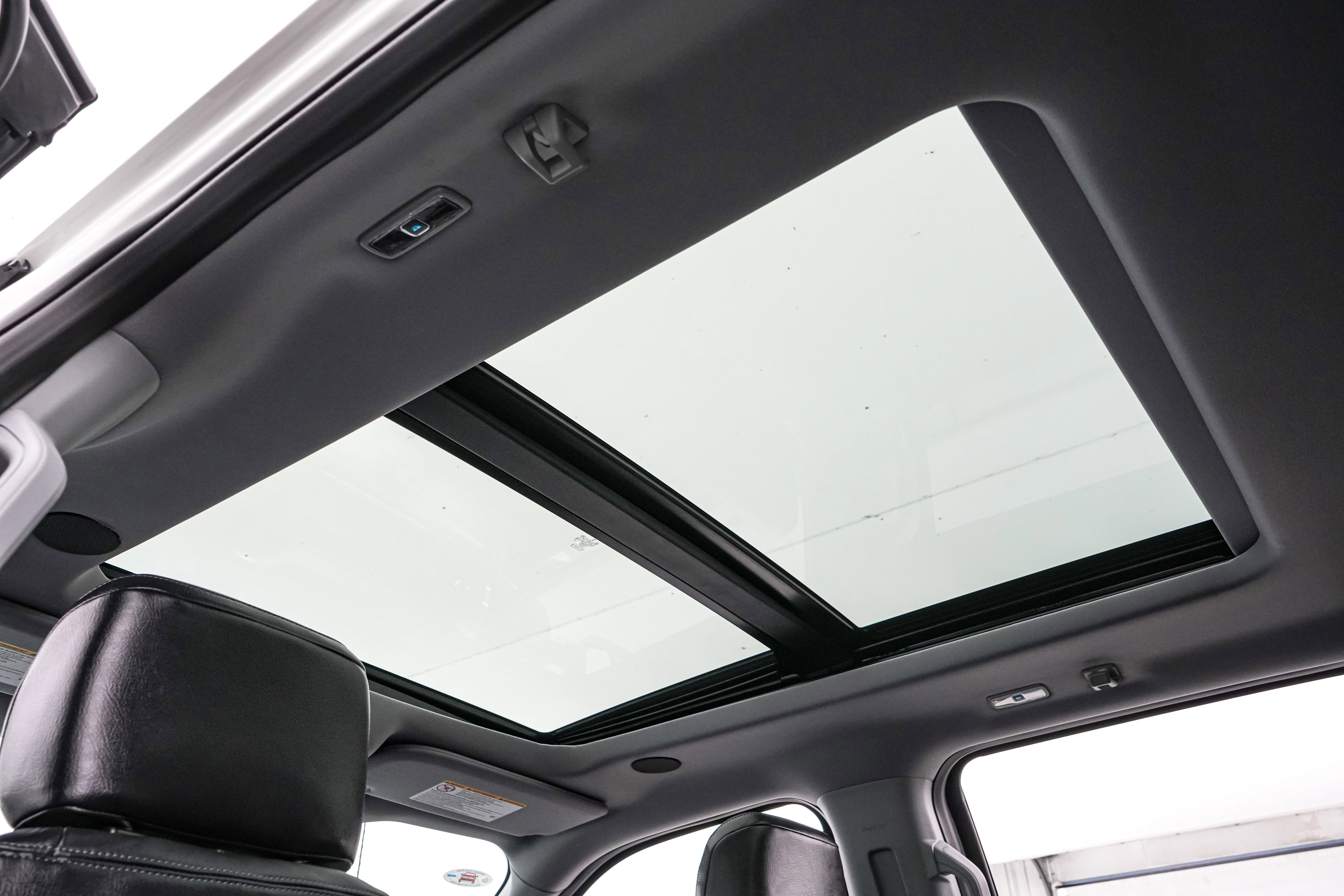 New 2026 Ford F250 Lariat w/ Black Appearance Package image 35