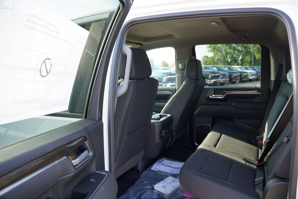 New 2026 Chevrolet Silverado 2500 LT w/ All Star Edition AWD/4WD image 11