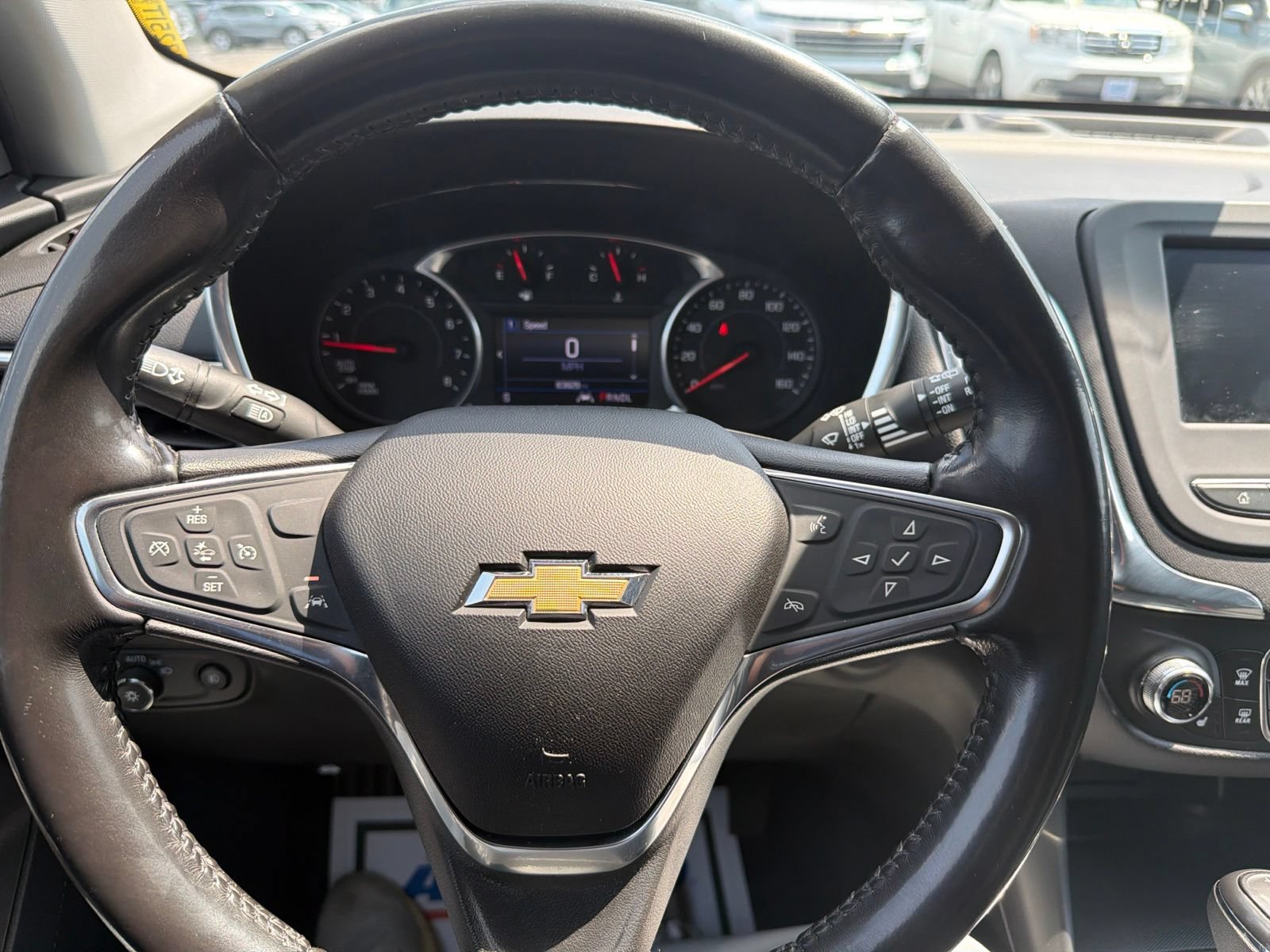 Used 2020 Chevrolet Equinox LT w/ Driver Convenience Package FWD image 19