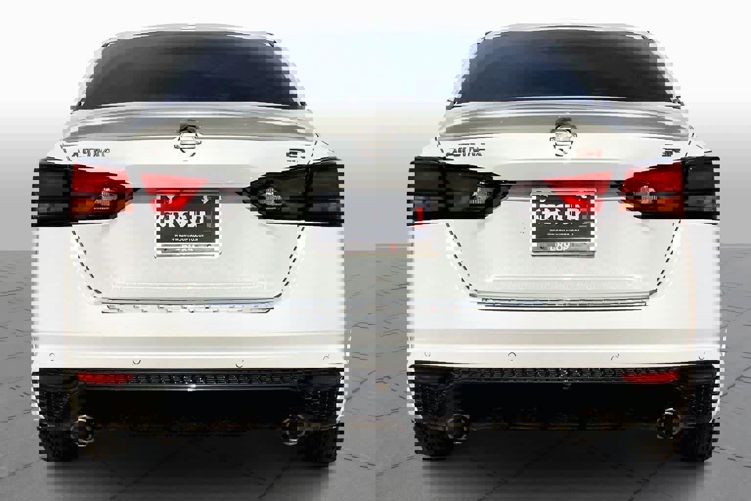 Used 2023 Nissan Altima 2.5 SR image 5