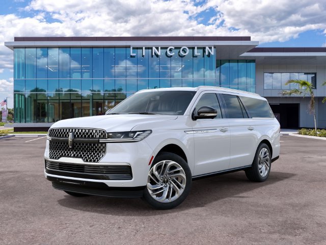 New 2027 Lincoln Navigator L Reserve AWD/4WD image 2