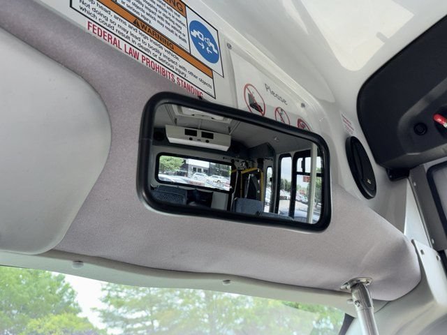 Used 2015 Ford E-350 and Econoline 350 Super Duty RWD image 18