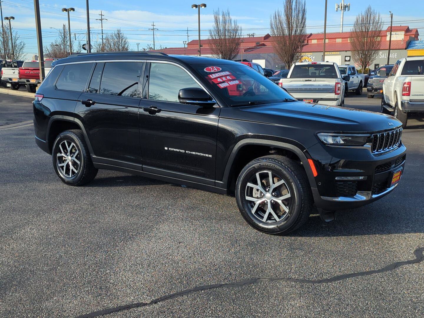 Used 2024 Jeep Grand Cherokee L Limited w/ Luxury Tech Group II image 1
