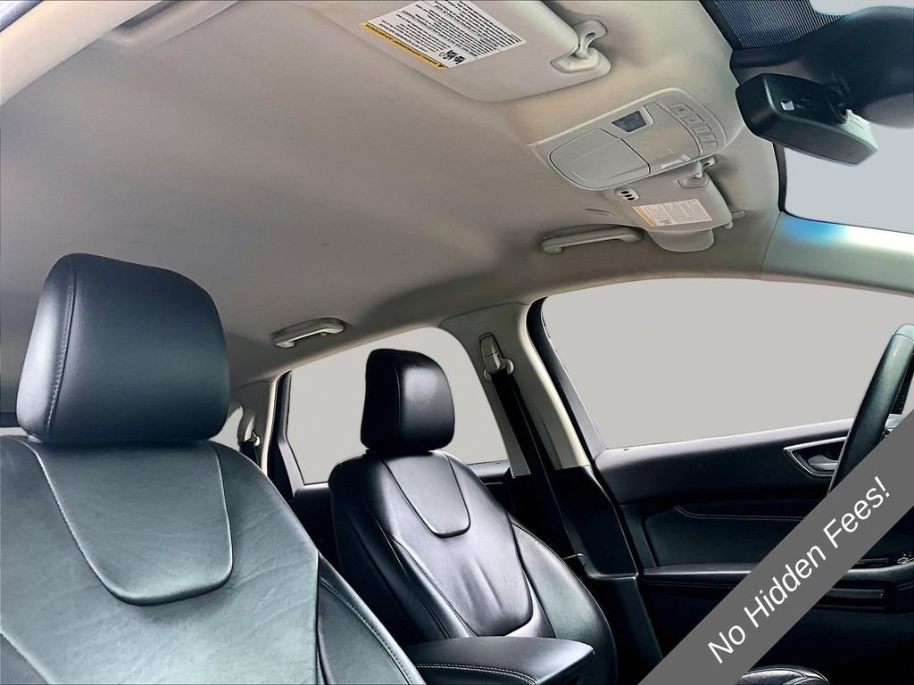 Used 2020 Ford Edge Titanium w/ Cargo Accessory Package FWD image 20