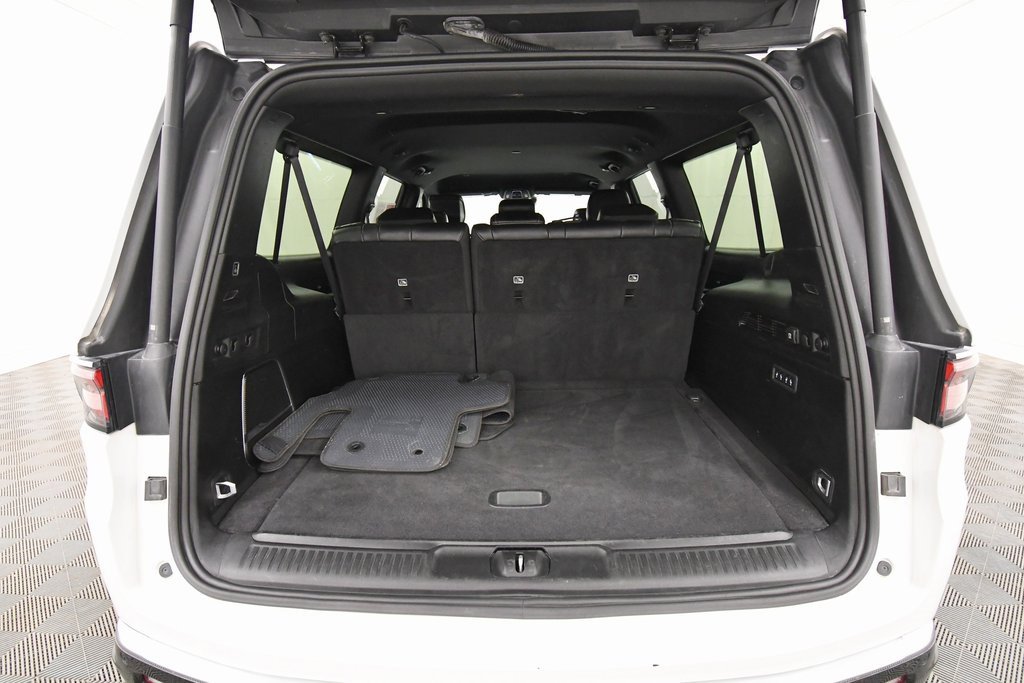 Used 2024 Jeep Wagoneer L Series II w/ Flexible Seating Group image 6