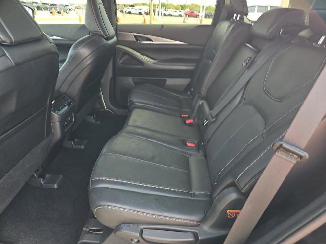 Used 2023 INFINITI QX60 Luxe image 19
