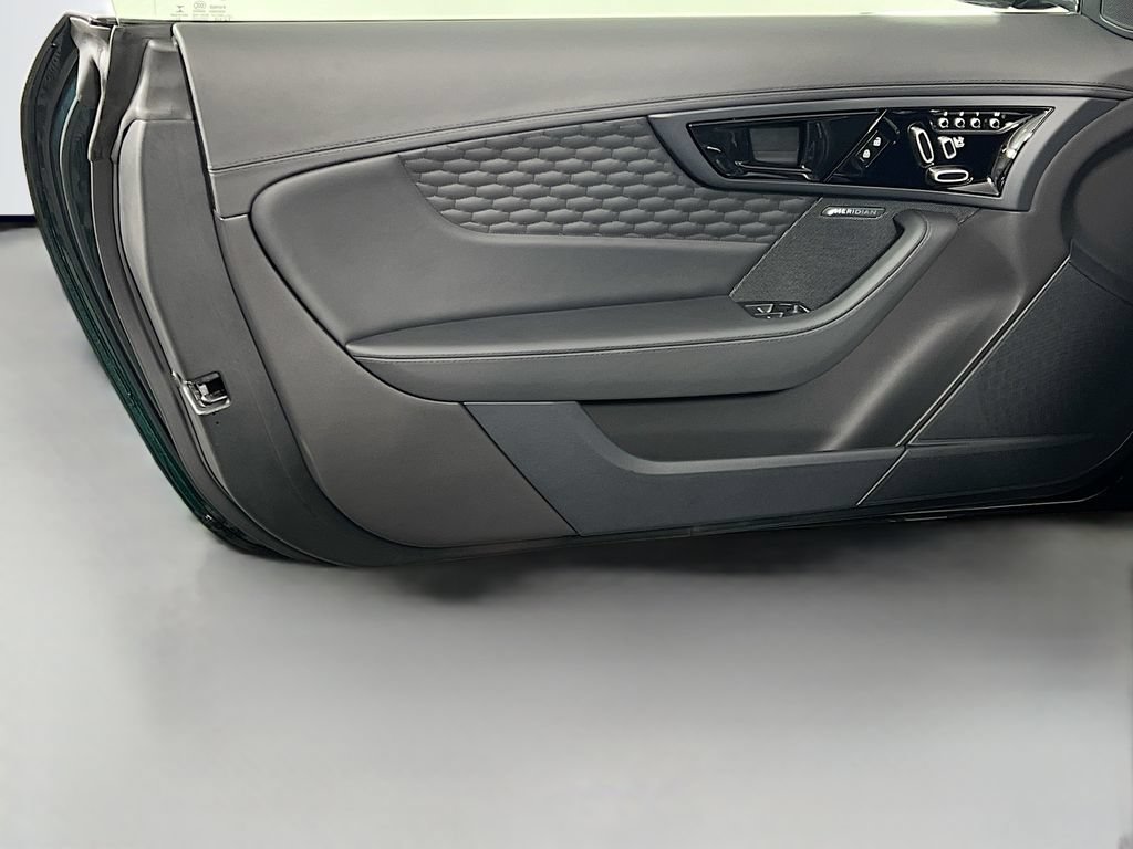 Certified 2024 Jaguar F-TYPE R AWD/4WD image 18