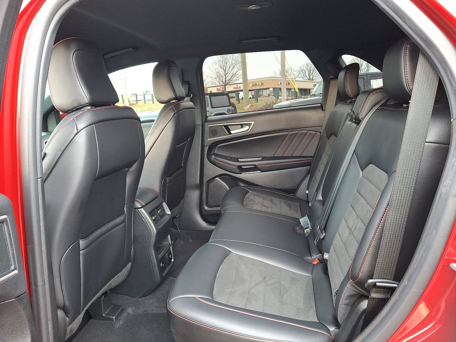 Used 2024 Ford Edge ST-Line w/ Cargo Accessory Package image 10