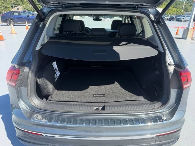 Used 2024 Volkswagen Tiguan Wolfsburg Edition AWD/4WD image 10