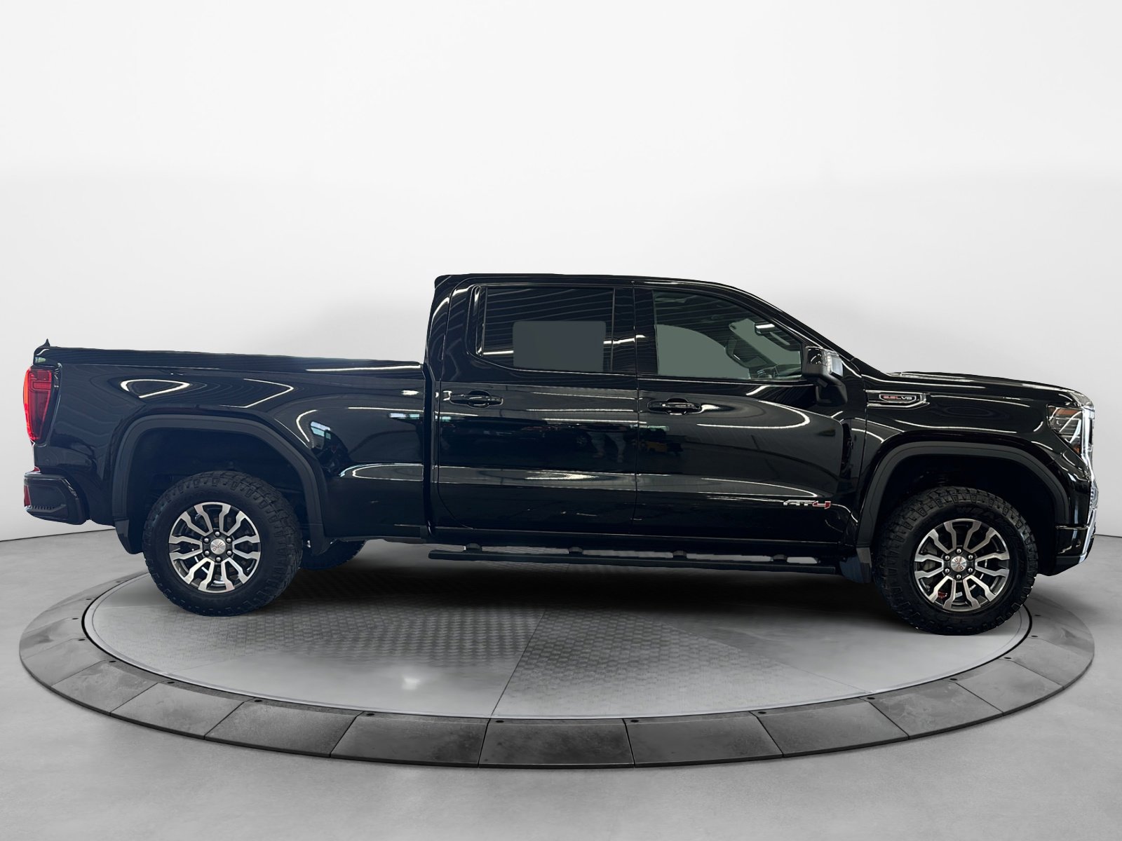 Used 2023 GMC Sierra 1500 AT4 w/ AT4 Preferred Package image 2